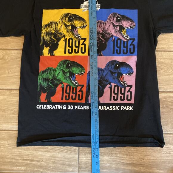 Jurassic Park 30th Anniversary Shirt Size Large T-Rex USC LLC And Amblin - Picture 4 of 7